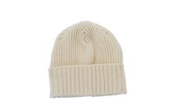 Strojová vlněná čepice z lokální ovčí vlny