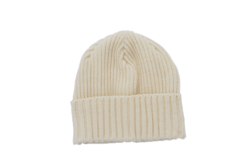 Strojová vlněná čepice z lokální ovčí vlny